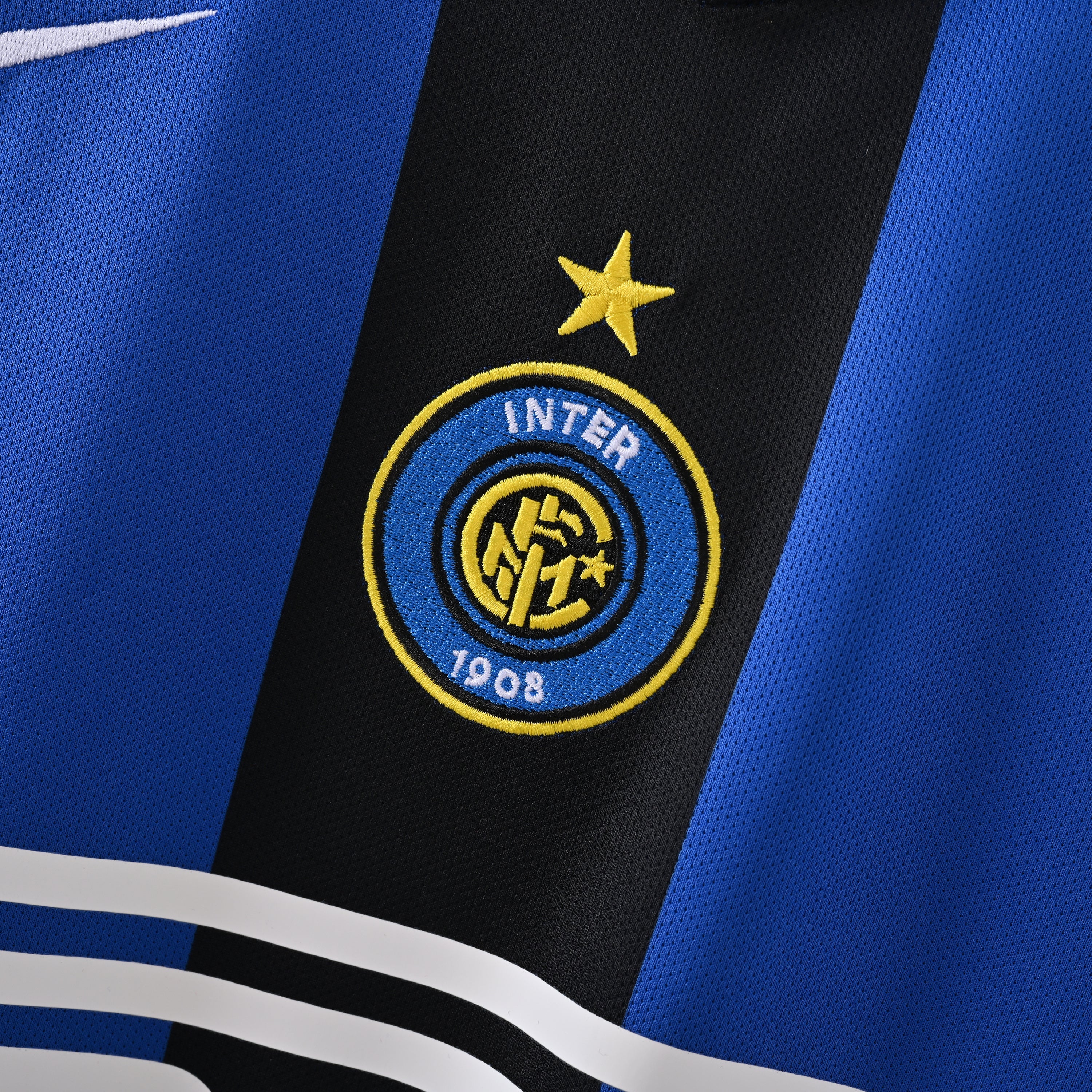 INT 2004-2005