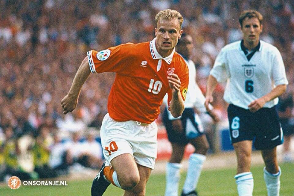 Bergkamp - NED (1996)