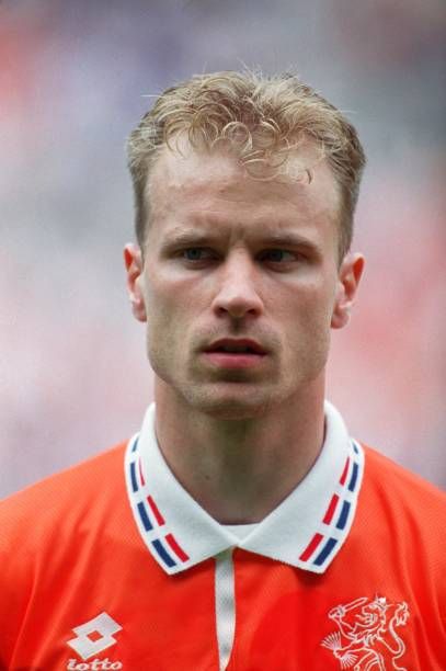 Bergkamp - NED (1996)