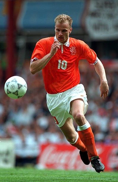 Bergkamp - NED (1996)