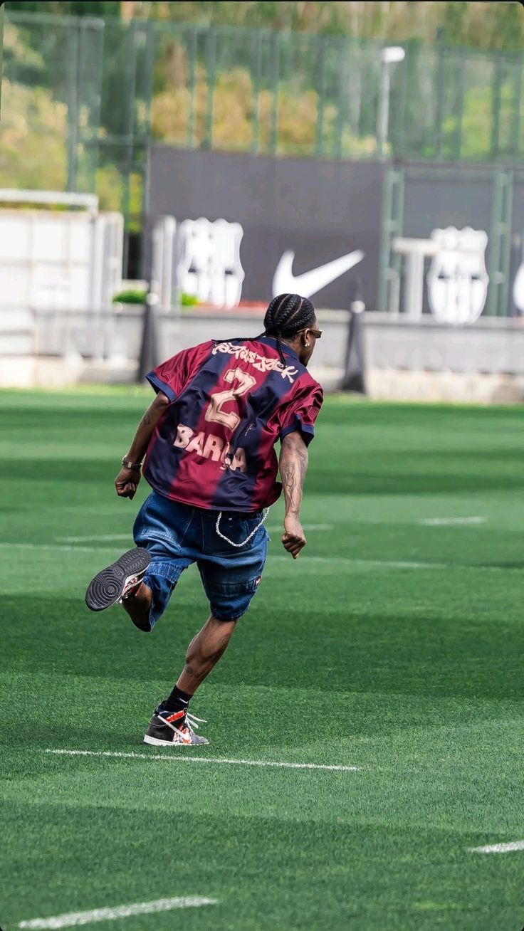 Travis Scott - FCB (2024) ENTREGA INMEDIATA