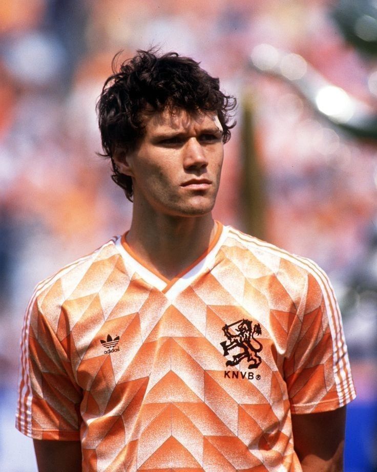 Marco Van Basten - NED (1988)